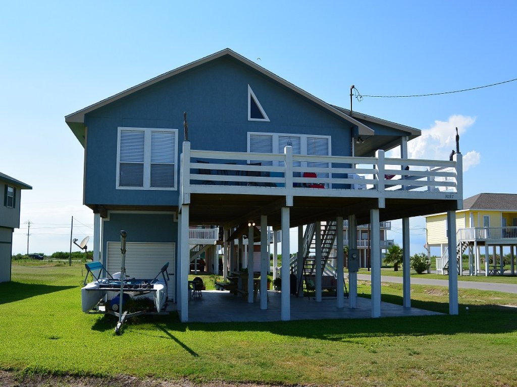 Kokomo Jo's Vacation Rental in Texas - RedAwning