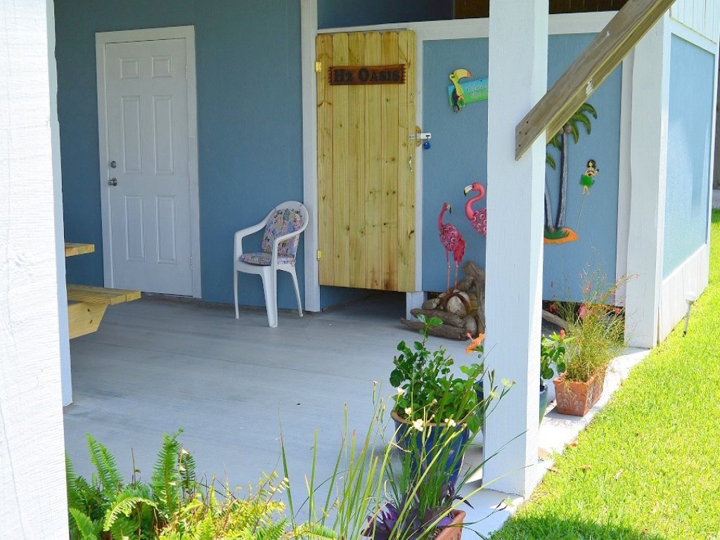 Kokomo Jo's Vacation Rental in Texas - RedAwning