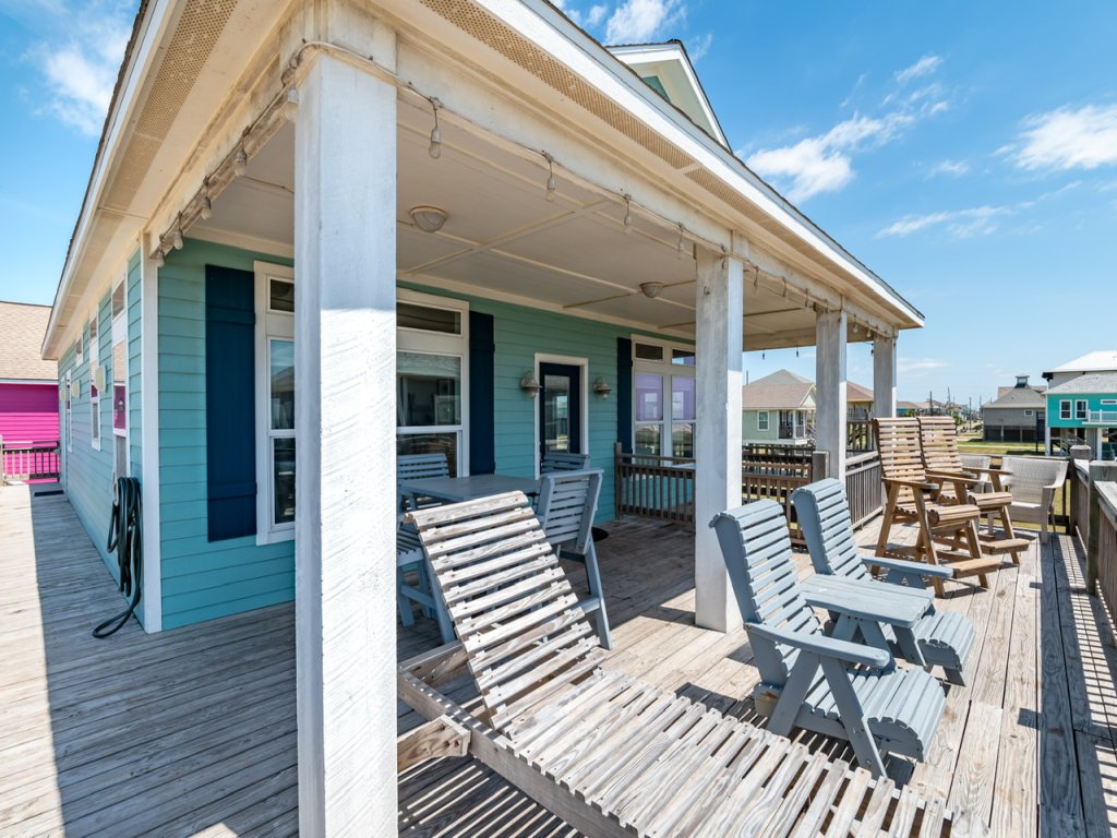 Chillax Inn Vacation Rental in Texas - RedAwning