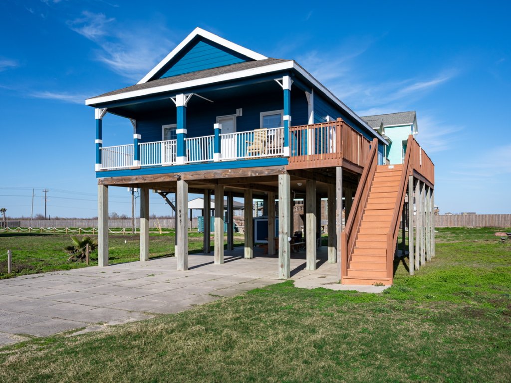 Royal View Vacation Rental in Texas - RedAwning