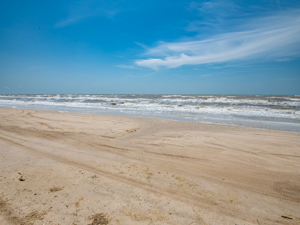 Camelot Vacation Rental in Texas - RedAwning