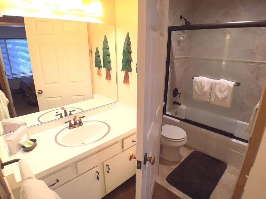 106 Premium Vacation Rental in Mammoth Lakes - RedAwning