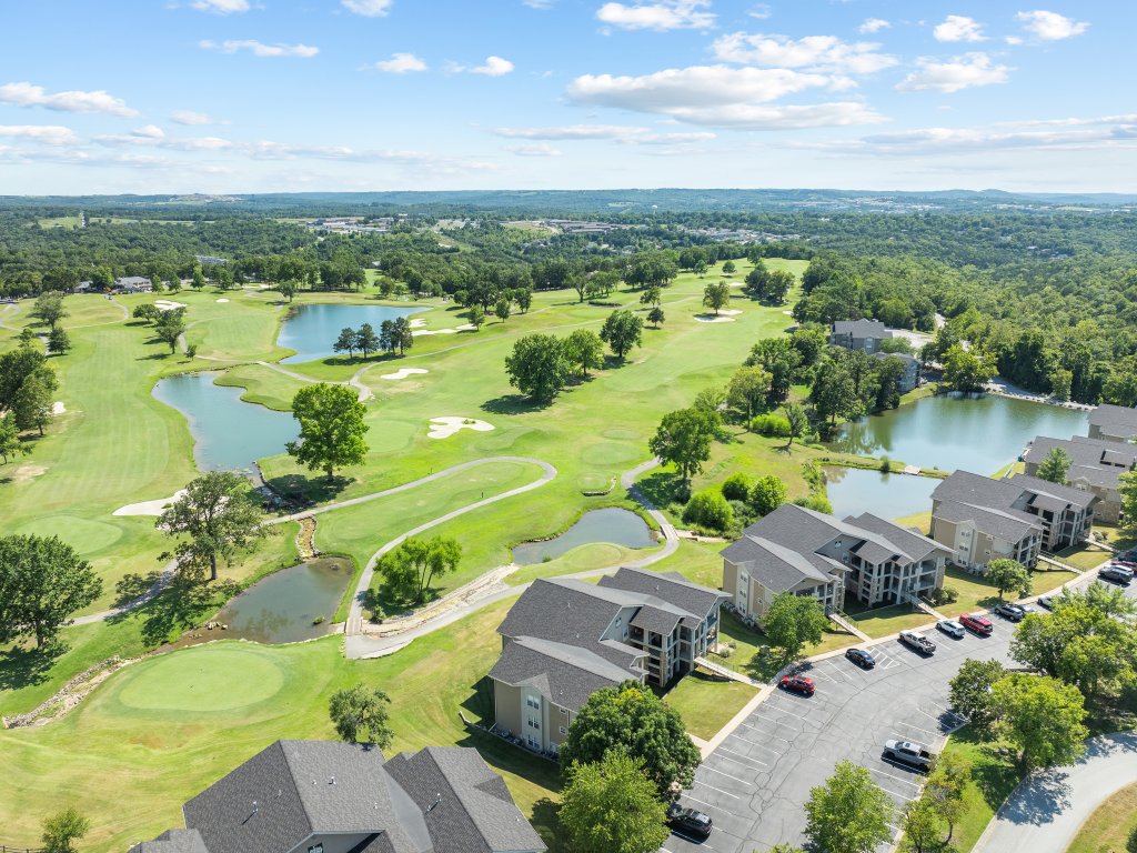 HHL-D6 -Take a Holiday Vacation Rental in Branson - RedAwning