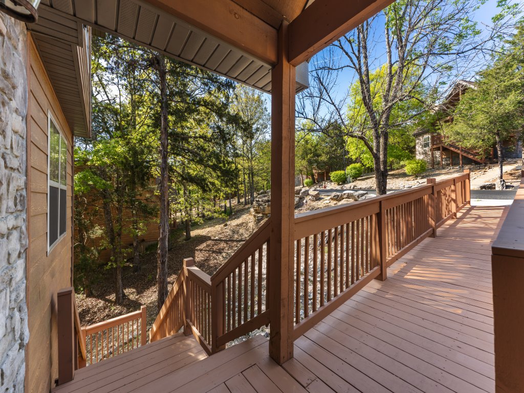 SBL22 -Whispering Woods Lodge Vacation Rental in Branson West - RedAwning