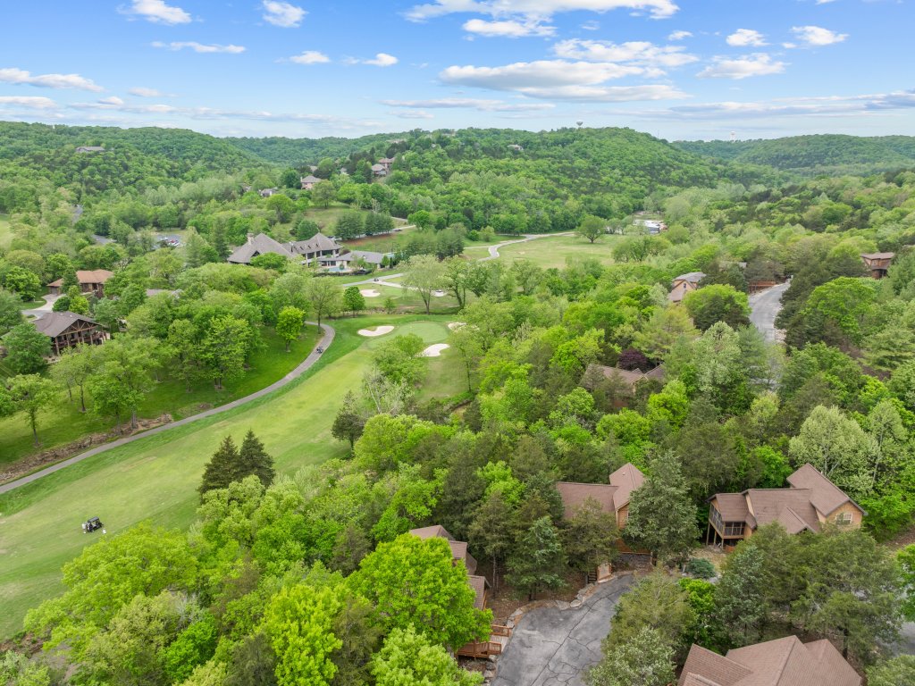 SBL14 -Mayberry Lodge Vacation Rental in Branson West - RedAwning