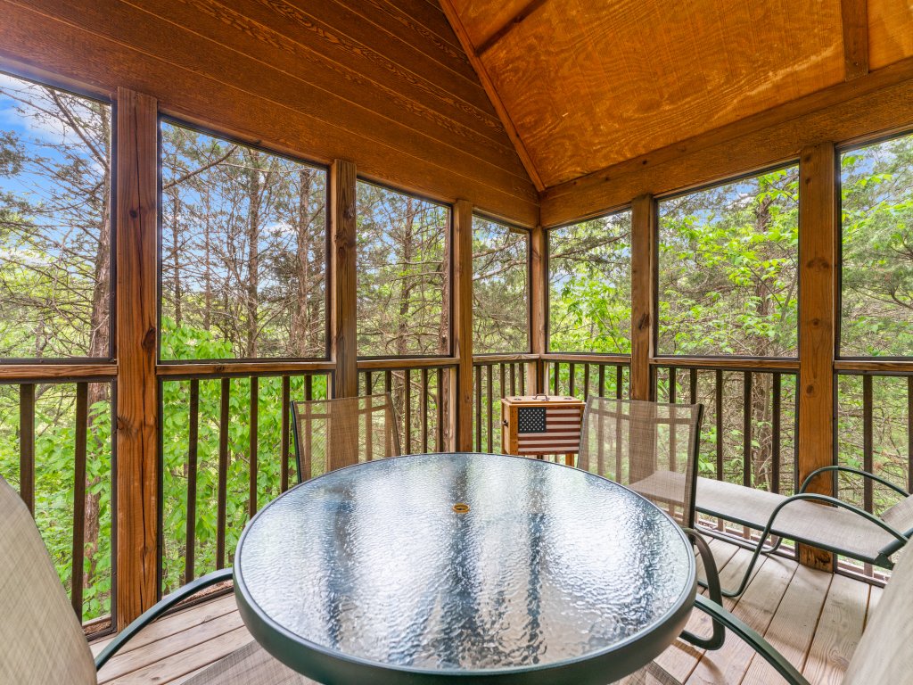 SBL14 -Mayberry Lodge Vacation Rental in Branson West - RedAwning