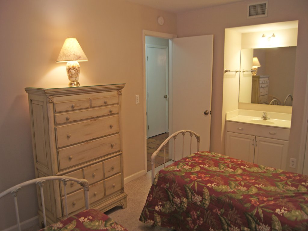 Sea Cloisters 101F Vacation Rental in North Myrtle Beach - RedAwning