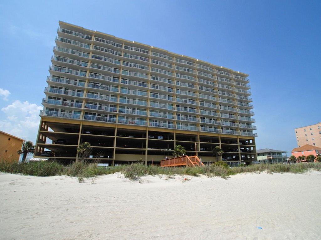 Sunrise Pointe 4F Vacation Rental in North Myrtle Beach - RedAwning