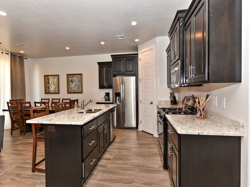 The Great Escape At The Ledges Vacation Rental in St. George - RedAwning