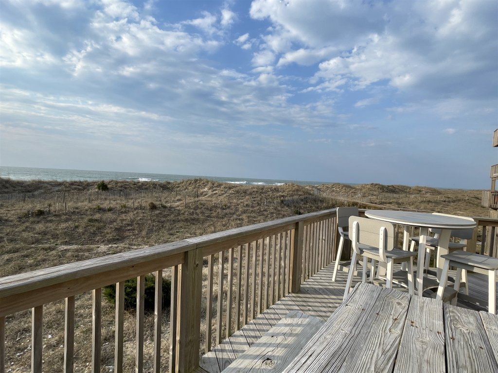 HATTERAS JACK Vacation Rental in Hatteras - RedAwning