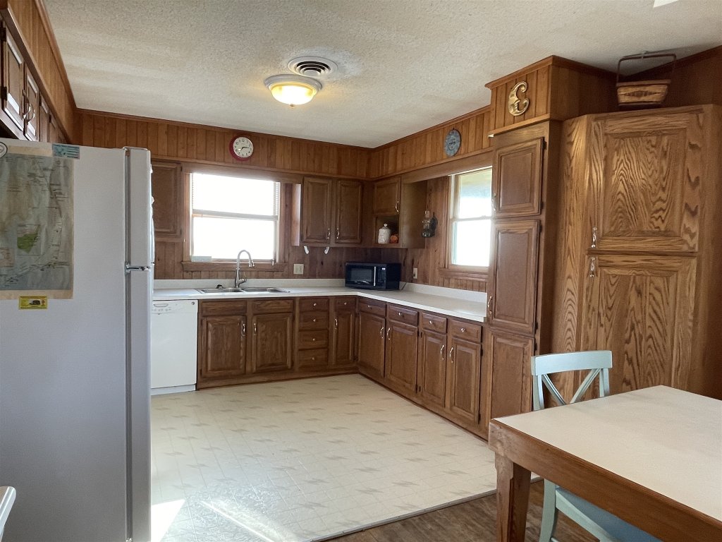 TIME AND TIDE Vacation Rental in Hatteras - RedAwning