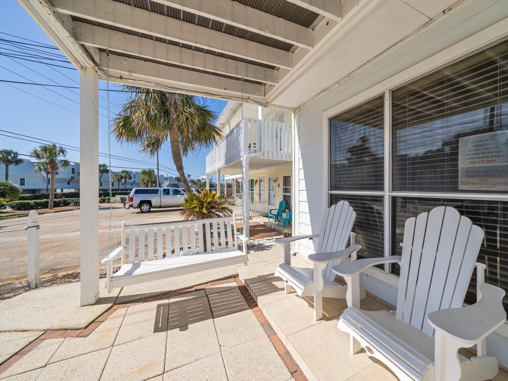 Casa Sunshine Vacation Rental in Panama City Beach - RedAwning