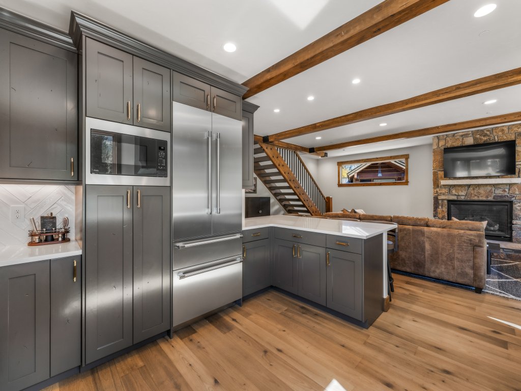 Beautiful Executive Ski-In Ski-Out Rooftop Hot tub - LR962 Vacation Rental in Copper Mountain - RedAwning