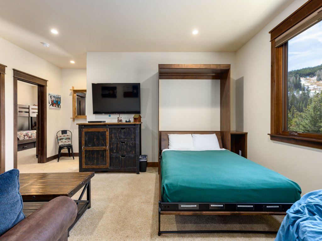 47 River Run Townhomes Vacation Rental in Keystone - RedAwning