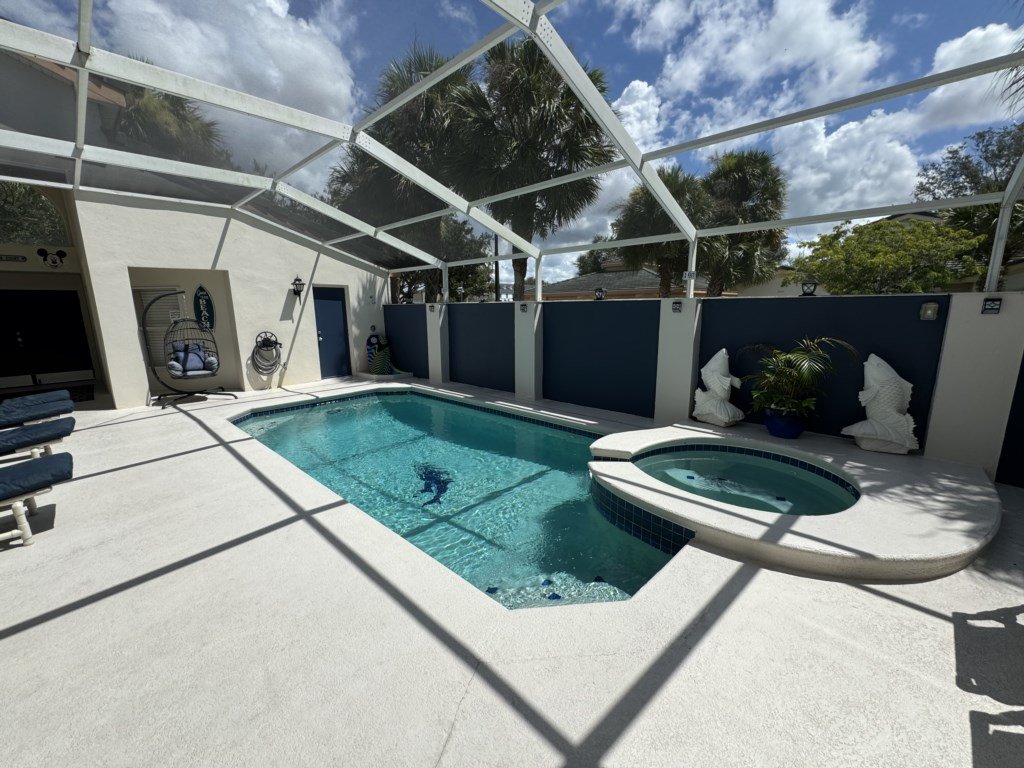 Villa Crayson Vacation Rental in Kissimmee - RedAwning