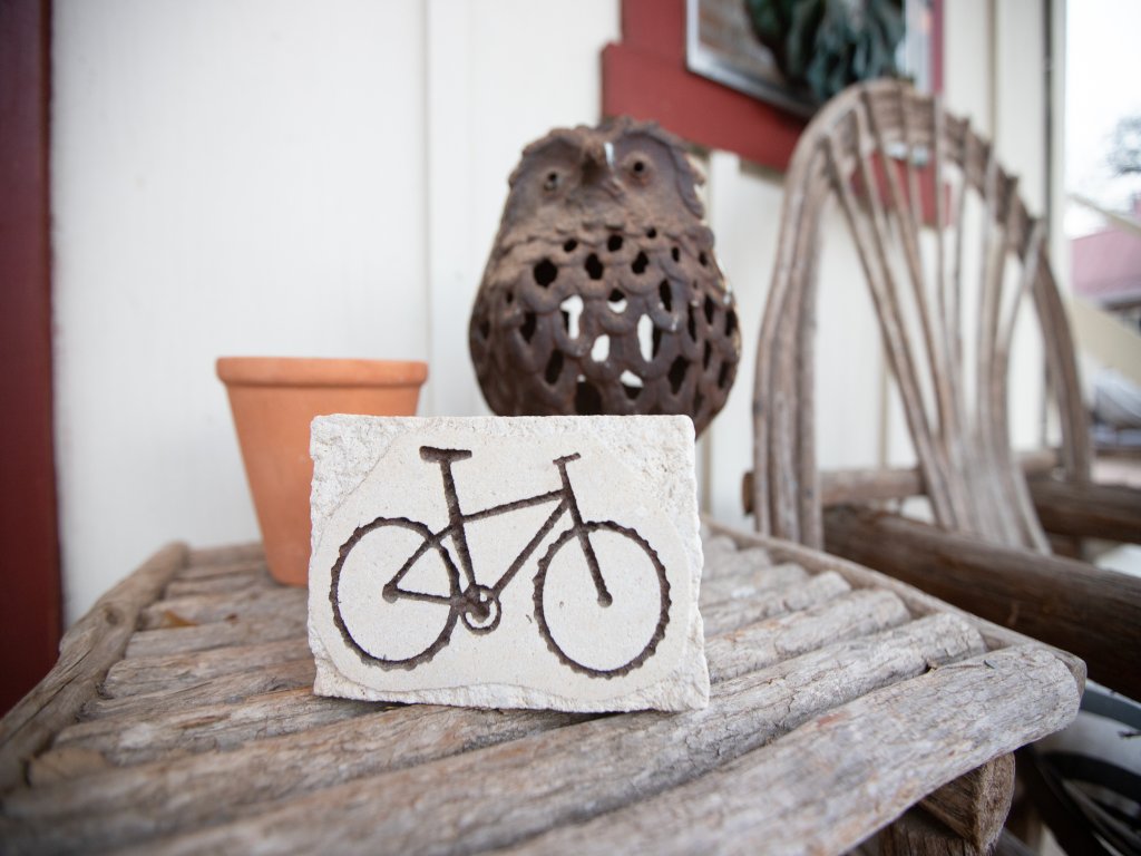 Serendipity Cottage Vacation Rental in Fredericksburg - RedAwning