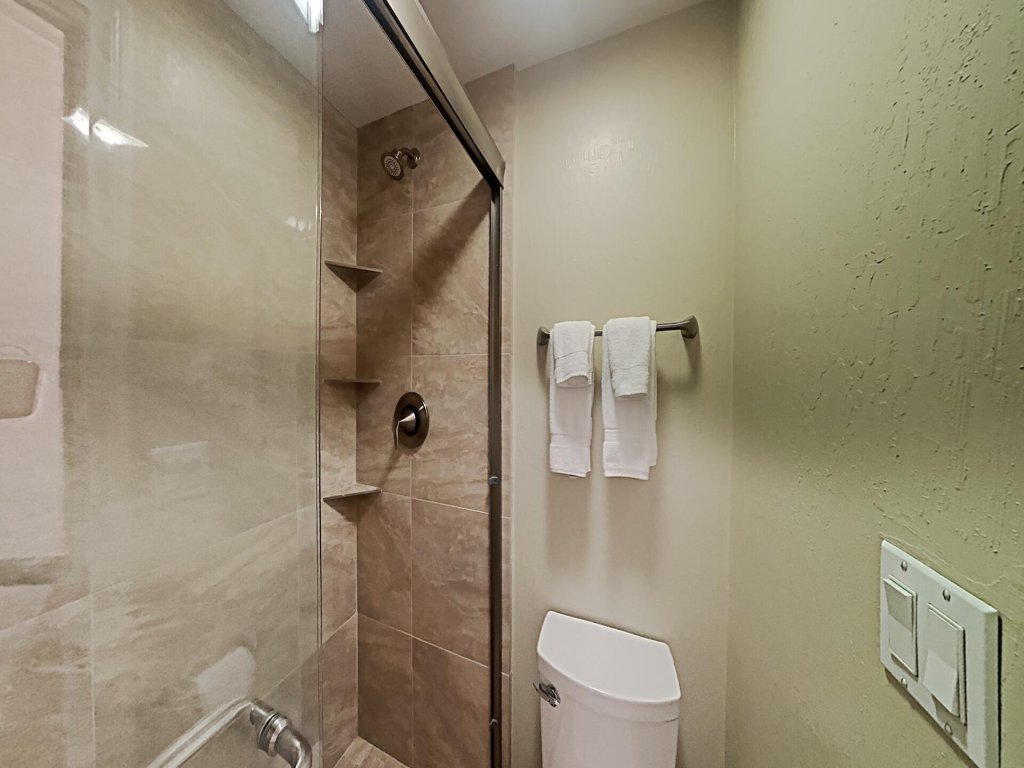 Spacious 3 Bed 3 Bath Condo with 3 Spas and Great View - Just Steps Away from Ski Adventure! (Unit 310 at 1849) Vacation Rental in Mammoth Lakes - RedAwning