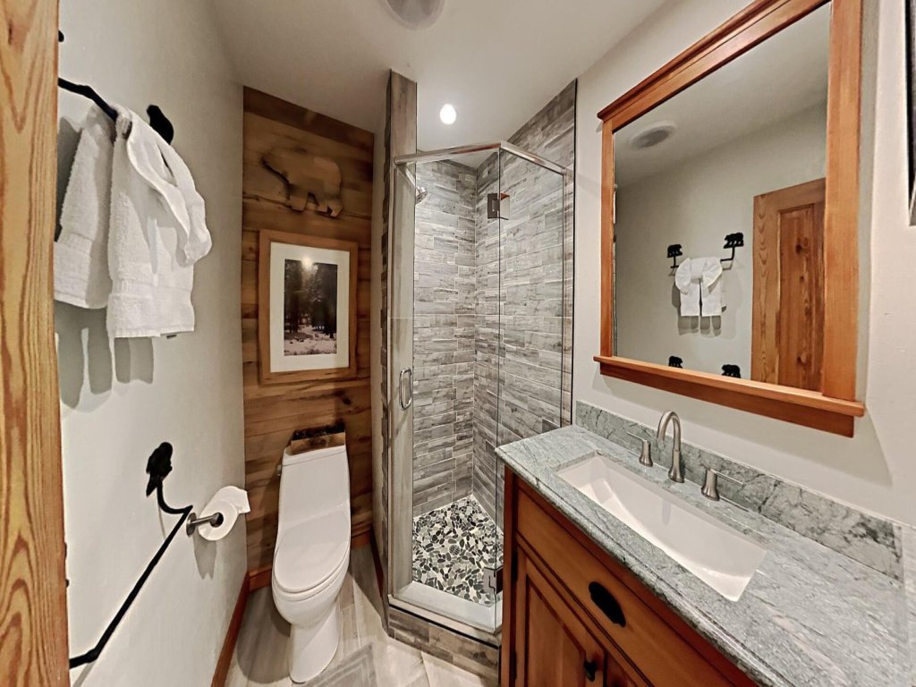 Beautiful 2 BR with 2 Full Lofts SLOPESIDE In Quiet Canyon Neighborhood! (Unit 662 at 1849) Vacation Rental in Mammoth Lakes - RedAwning