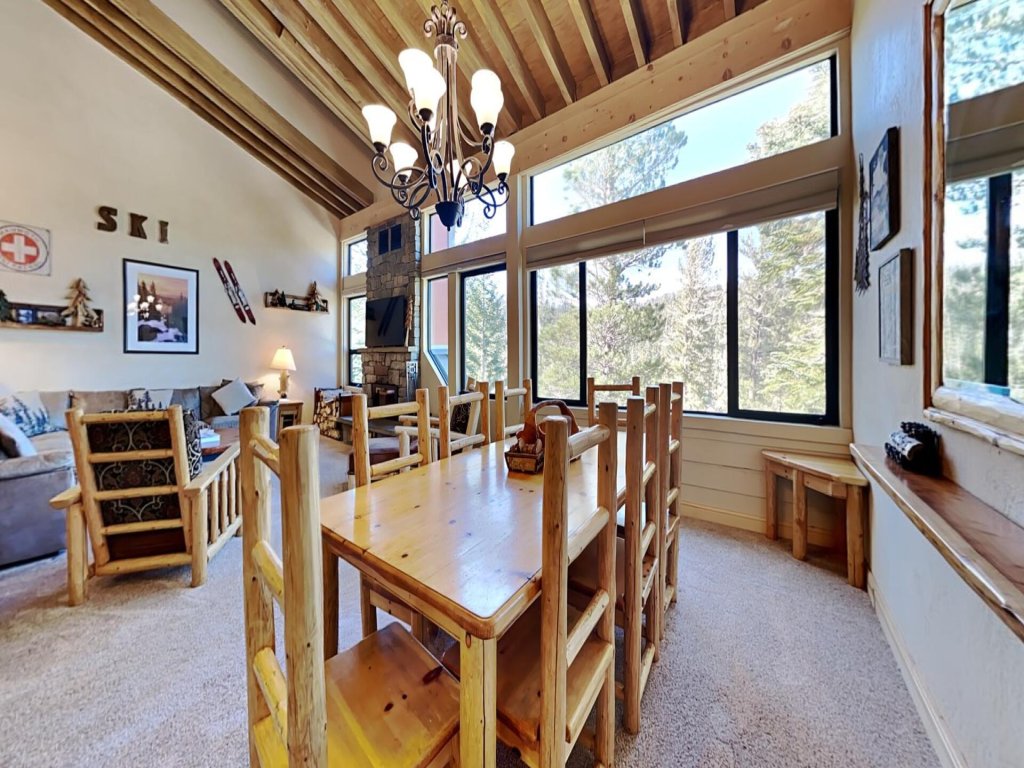 Beautiful 2 BR with 2 Full Lofts SLOPESIDE In Quiet Canyon Neighborhood! (Unit 662 at 1849) Vacation Rental in Mammoth Lakes - RedAwning