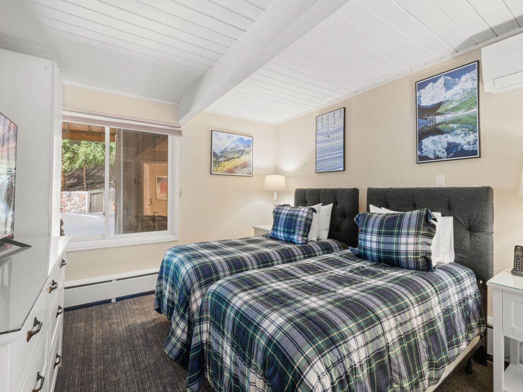 Aspen Alps Apartment #204 Vacation Rental in Aspen - RedAwning