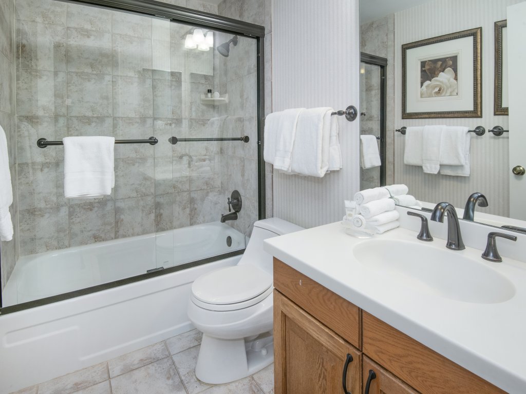 All Seasons G4 Vacation Rental in Vail - RedAwning
