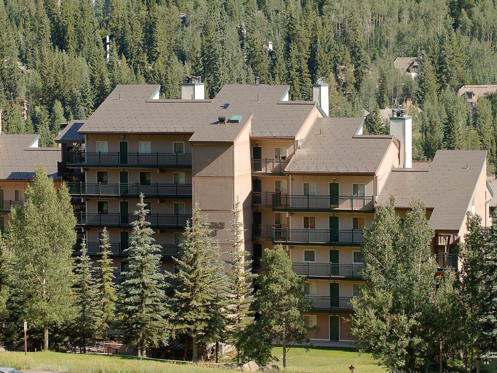 Vantage Point 209 Vacation Rental in Vail - RedAwning