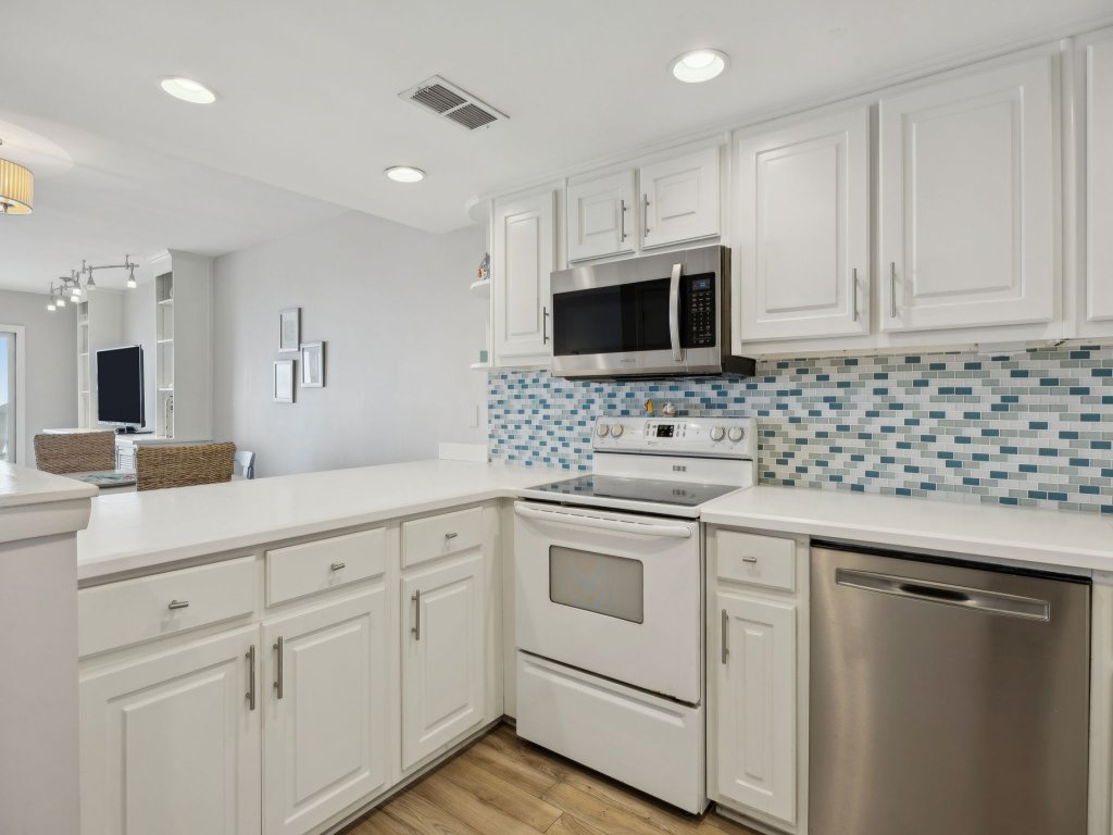 Beach Cottage Look Condo, Ocean View from Spacious Balcony Vacation Rental in Fernandina Beach - RedAwning