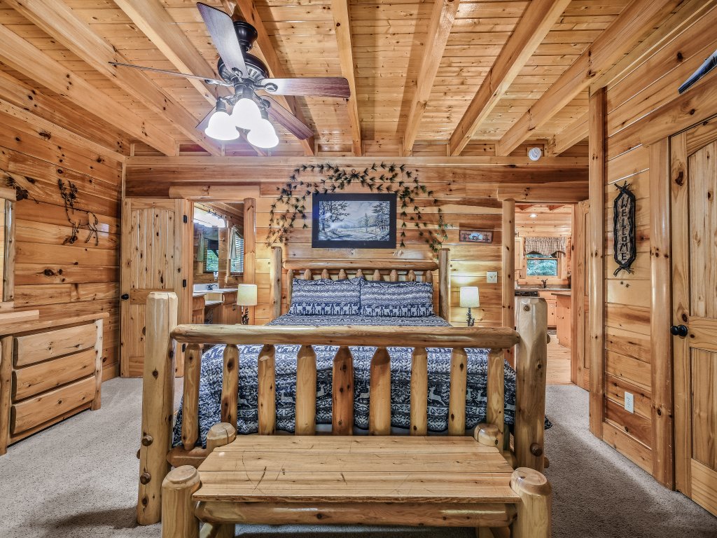 A Mountain Spirit Vacation Rental in Sevierville - RedAwning