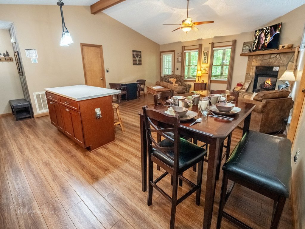 Cant Wait to Hibernate Vacation Rental in Sevierville - RedAwning