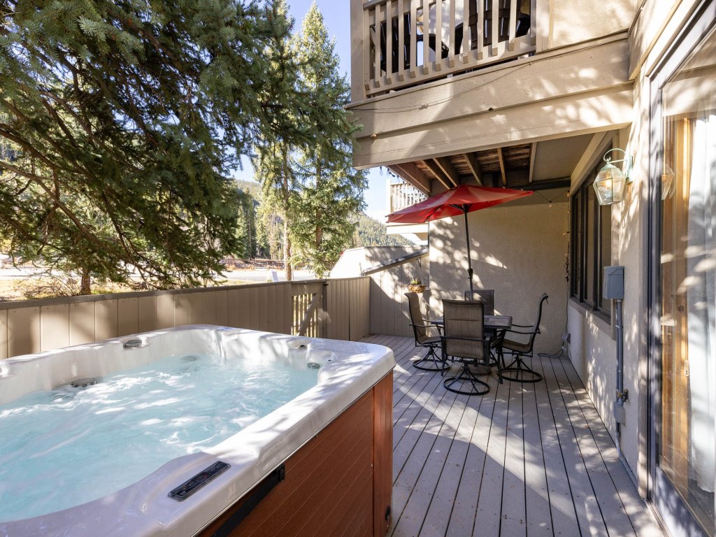 2985 Ironwood Townhomes Vacation Rental in Keystone - RedAwning