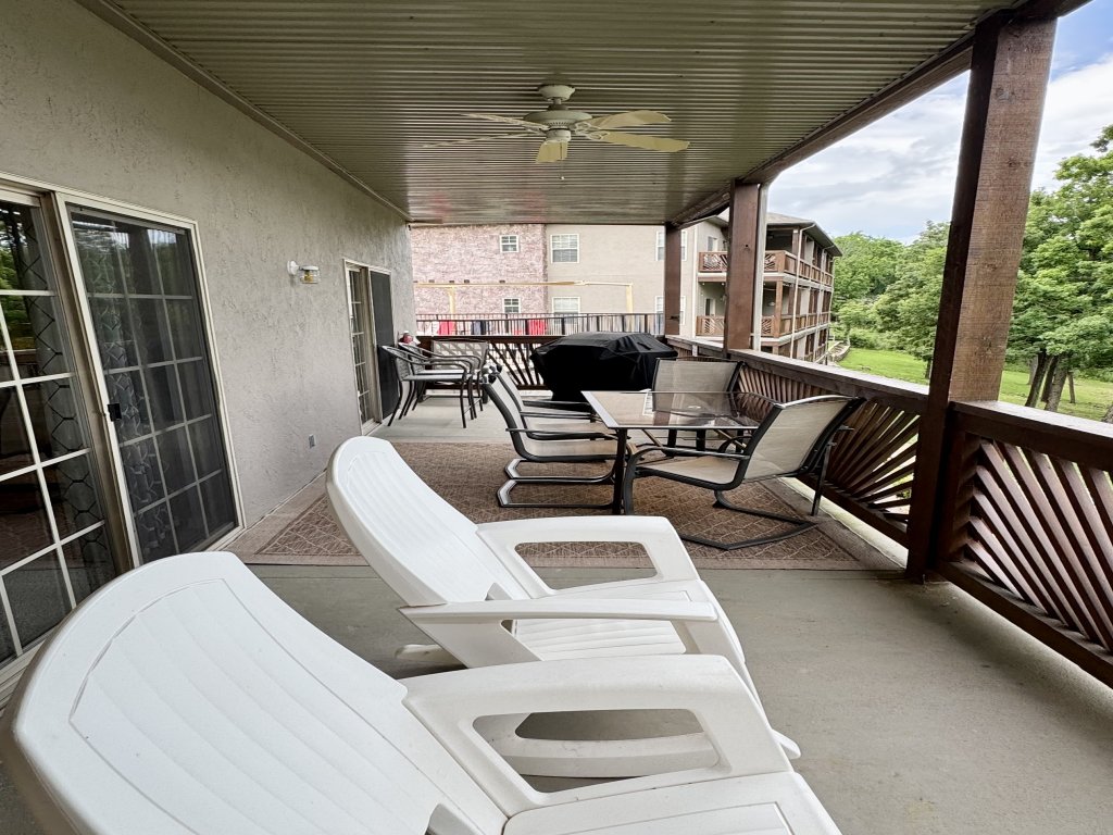 Family Condo B-4 near Table Rock Lake Vacation Rental in Hollister - RedAwning