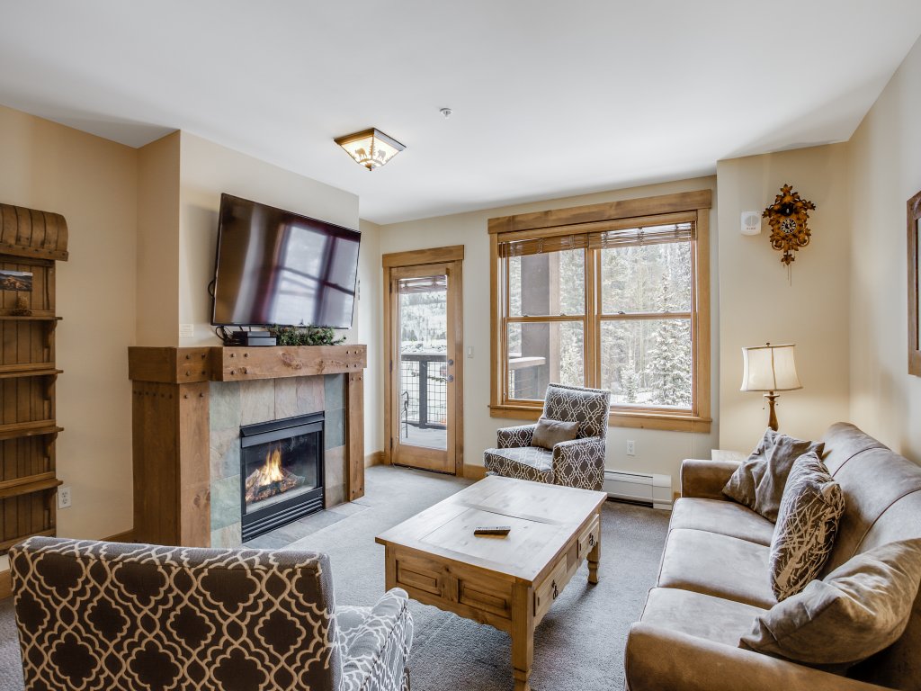 3br Condo at the Springs-Best Pool in Keystone Vacation Rental in Keystone - RedAwning