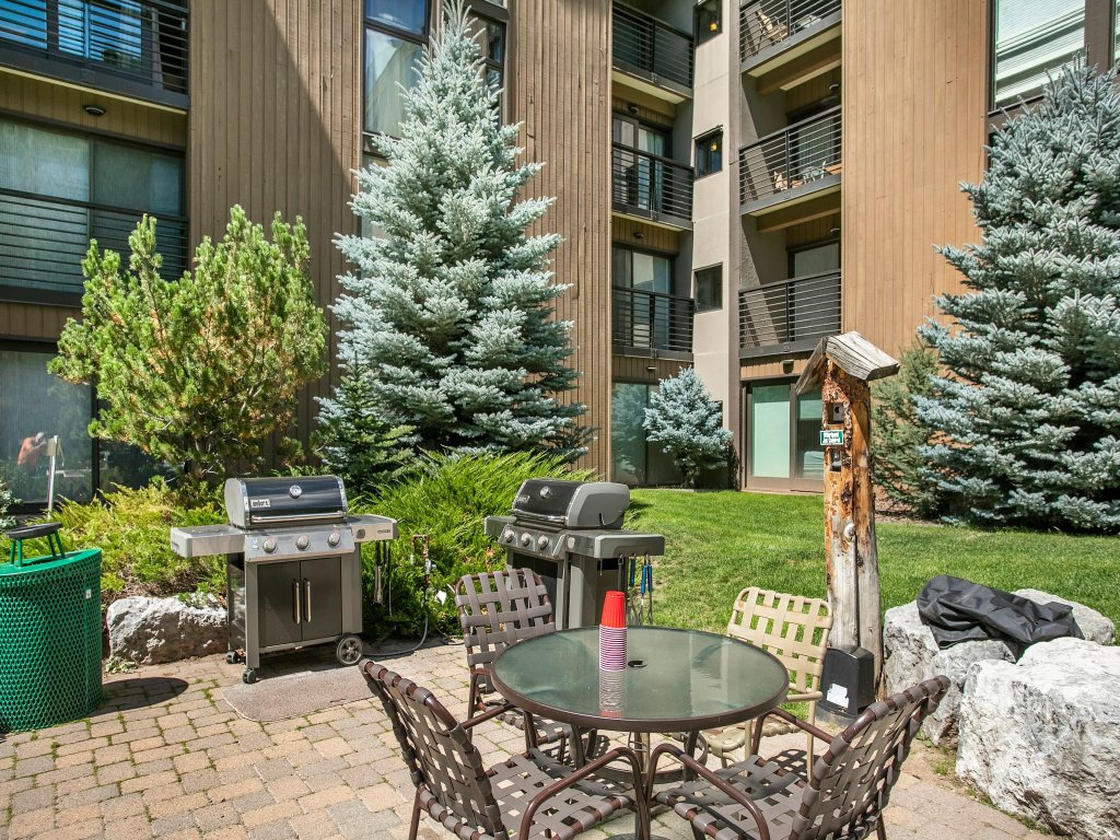 311 Vail International Vacation Rental in Vail - RedAwning