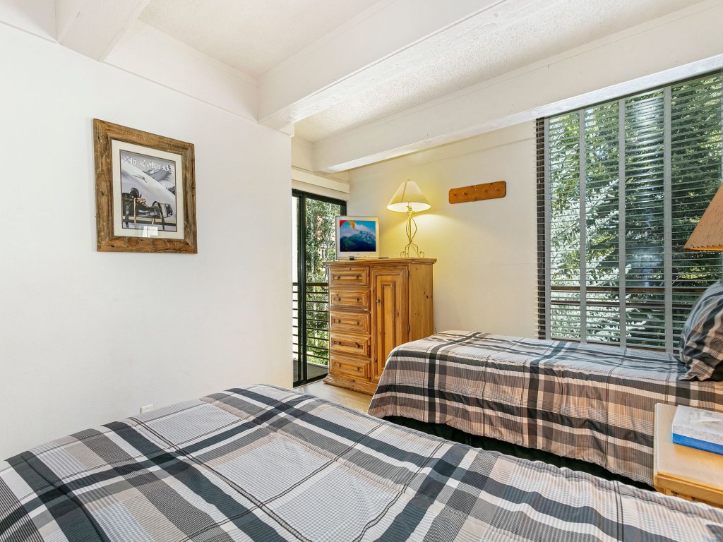 311 Vail International Vacation Rental in Vail - RedAwning