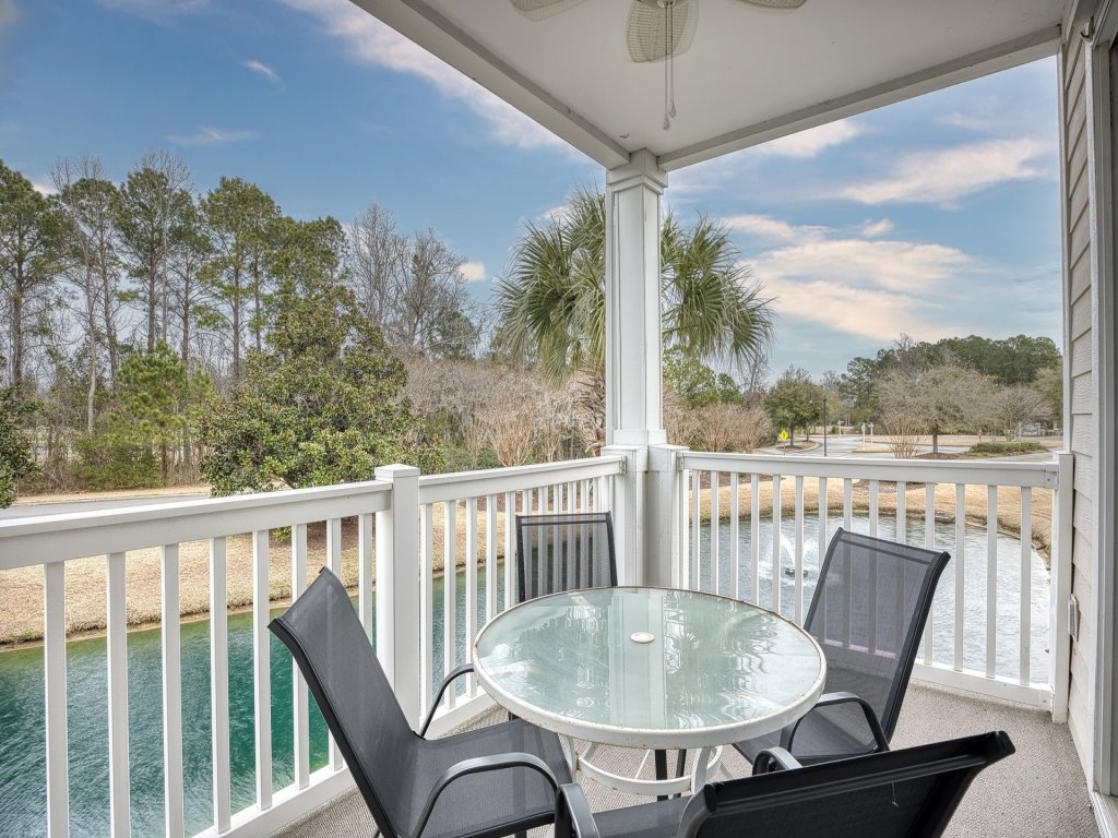 325 River Crossing Vacation Rental in North Myrtle Beach - RedAwning