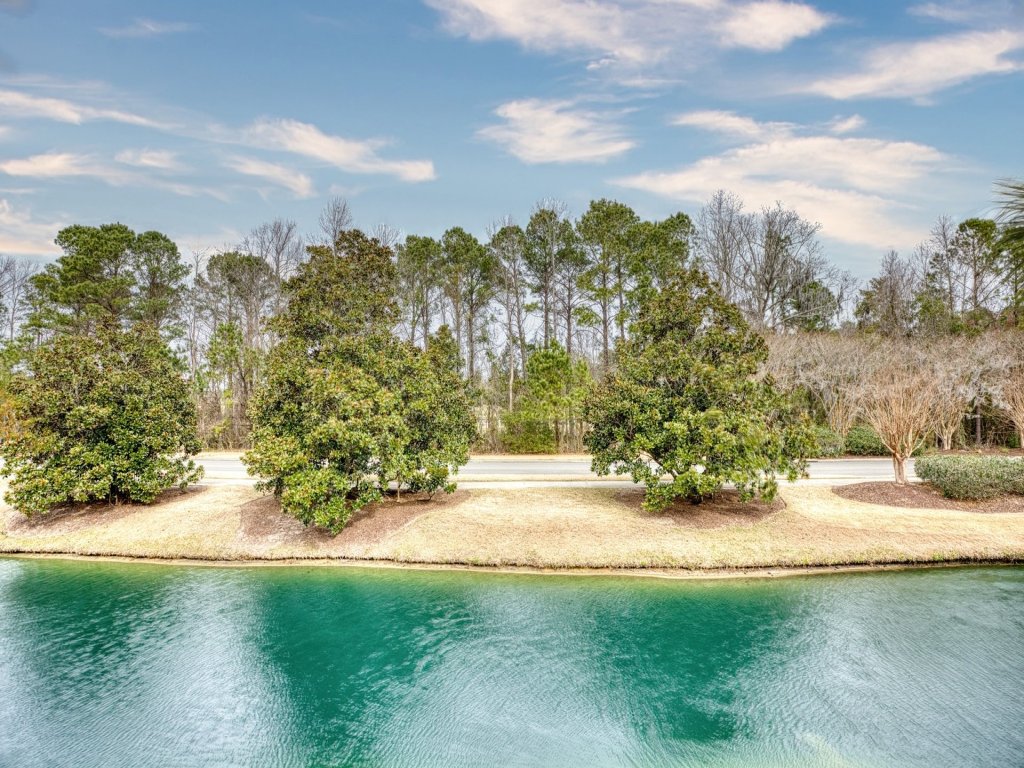 325 River Crossing Vacation Rental in North Myrtle Beach - RedAwning
