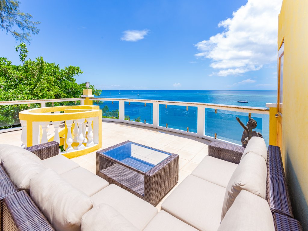 Villa Del Playa Penthouse #5 Vacation Rental in West End - RedAwning