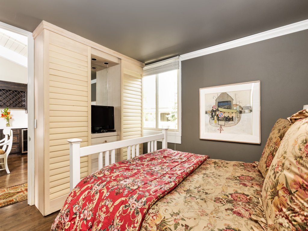 Aspen Alps Apartment #110 Vacation Rental in Aspen - RedAwning