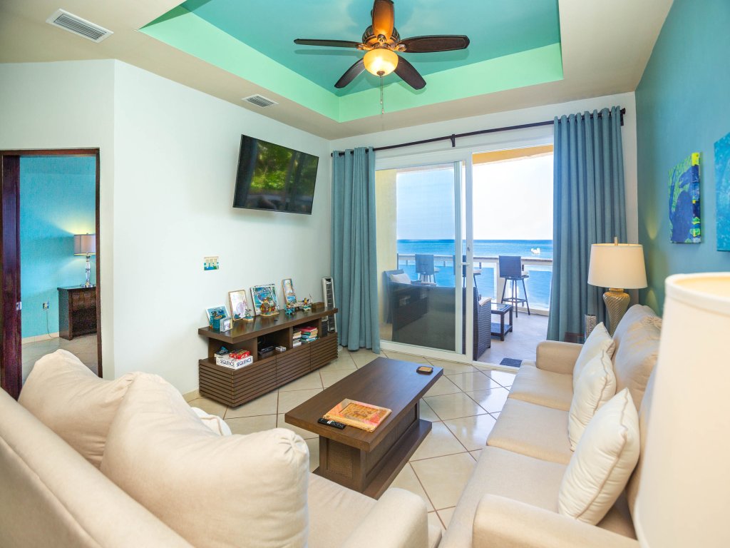 Villa Del Playa #4 (2 bedroom option) Vacation Rental in West End - RedAwning