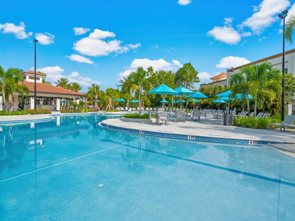 Casa Maria Luxurious Condo at Vista Cay  Vacation Rental in Orlando - RedAwning