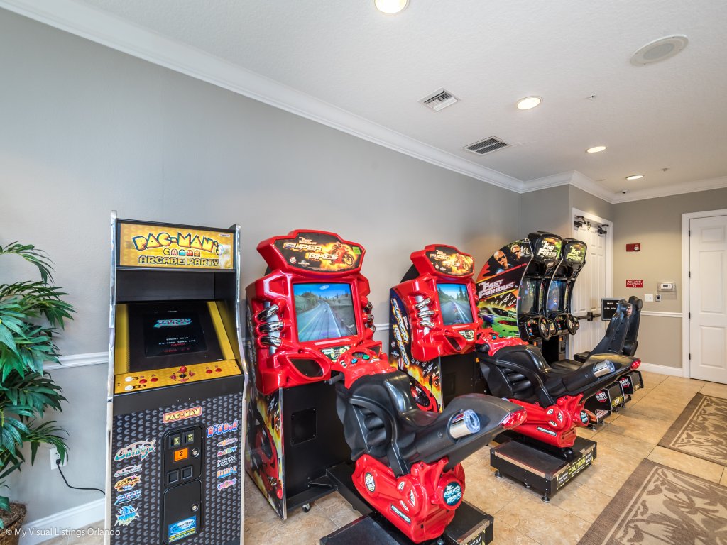 Spring  Lakeview Condo Vacation Rental in Orlando - RedAwning