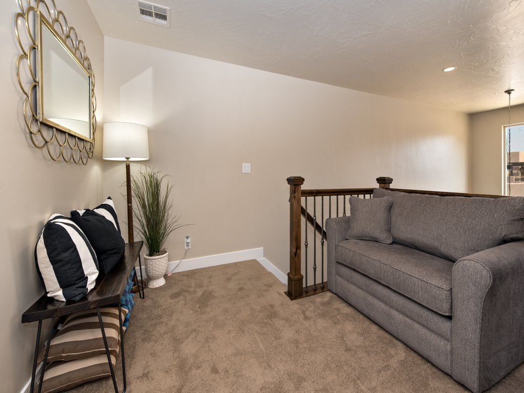 Western Sky Vacation Rental in St. George - RedAwning