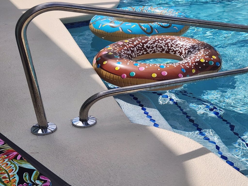 LKB4705AW 4 Bedroom villa in Lake Berkley Vacation Rental in Kissimmee - RedAwning