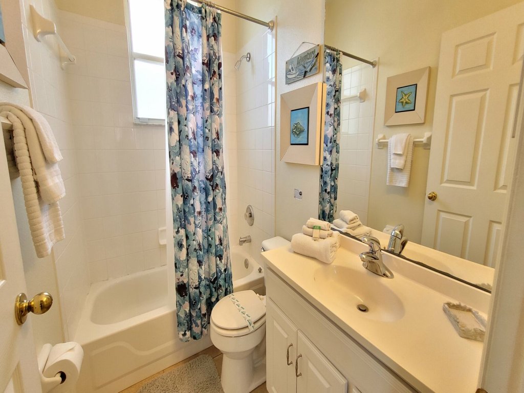 WR1057DL 4 Bedroom Villa in Westridge Vacation Rental in Davenport - RedAwning