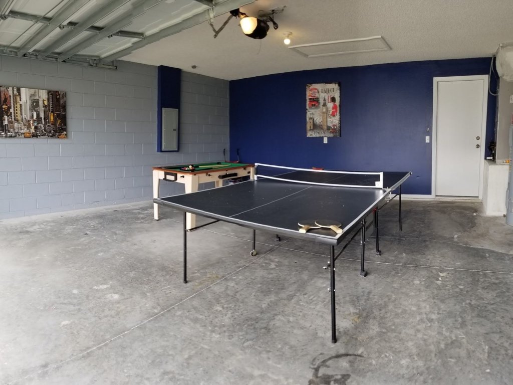 HL740BD 4 Bedroom Villa in Hampton Lakes Vacation Rental in Davenport - RedAwning