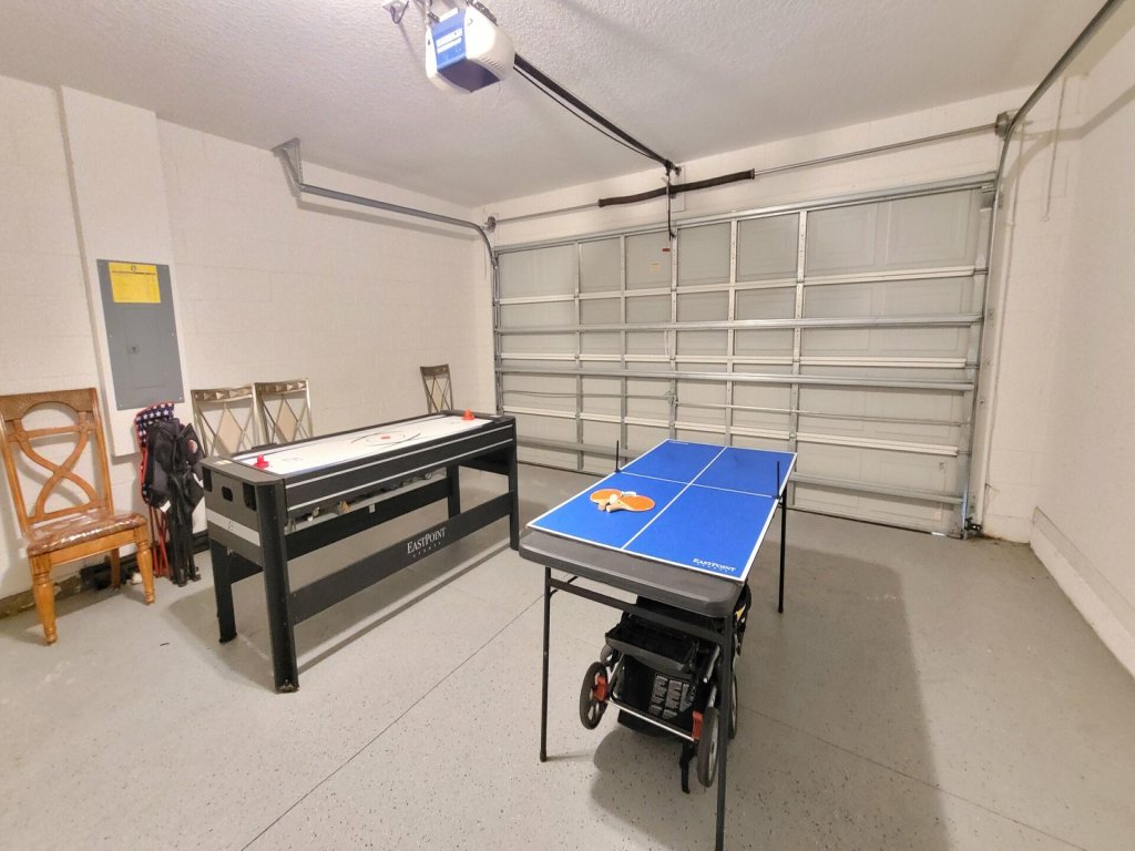 BT652RB 4 Bedroom Villa in Bella Toscana Vacation Rental in Davenport - RedAwning