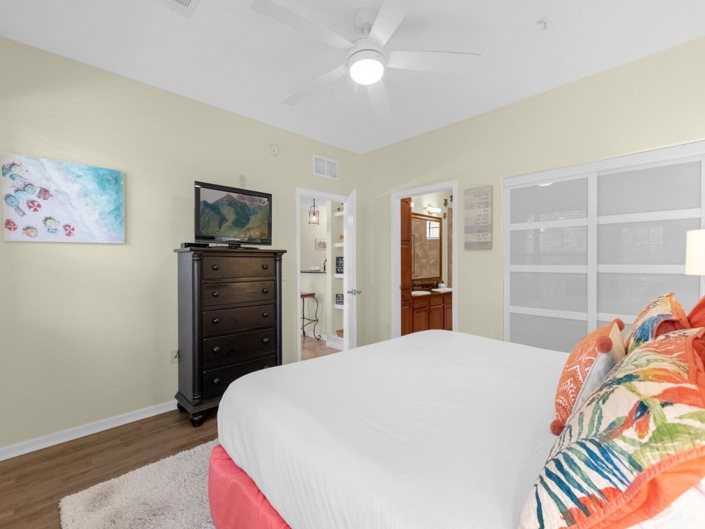 BP632CP 3 Bedroom Condo in Bella Piazza Vacation Rental in Davenport - RedAwning