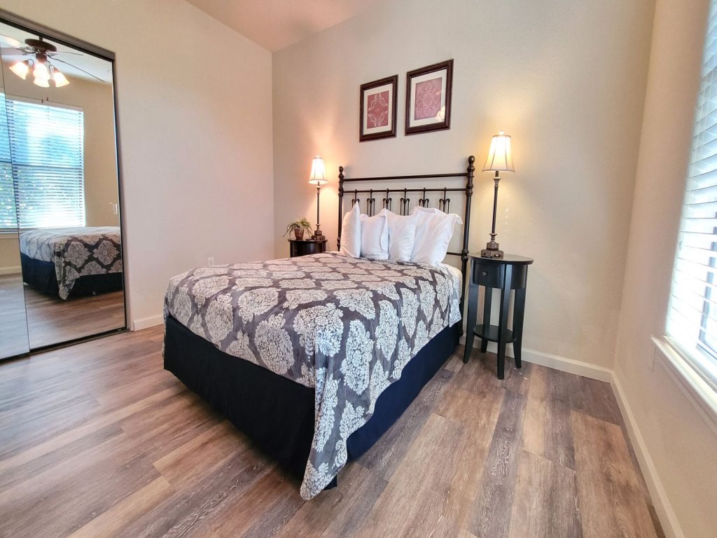 BP914CP 3 Bedroom Condo in Bella Piazza Vacation Rental in Davenport - RedAwning