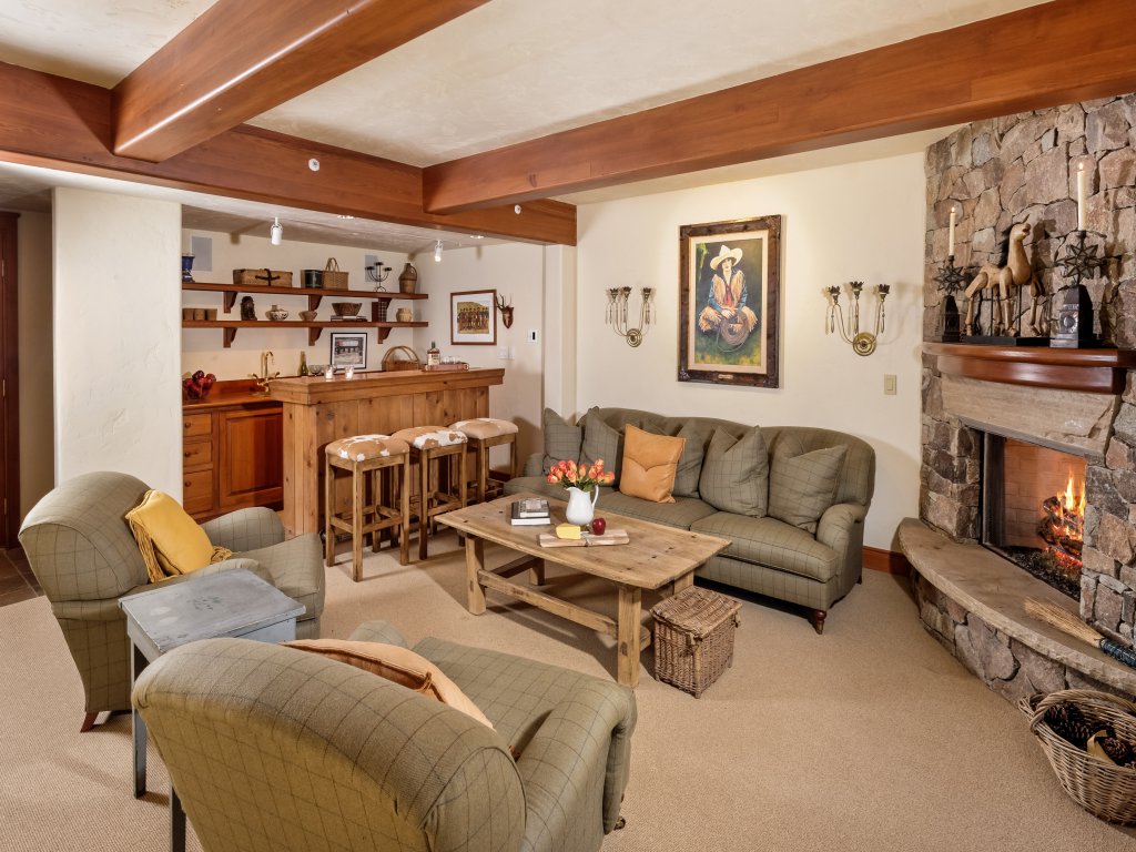 Aspen Alps Apartment #408 Vacation Rental in Aspen - RedAwning