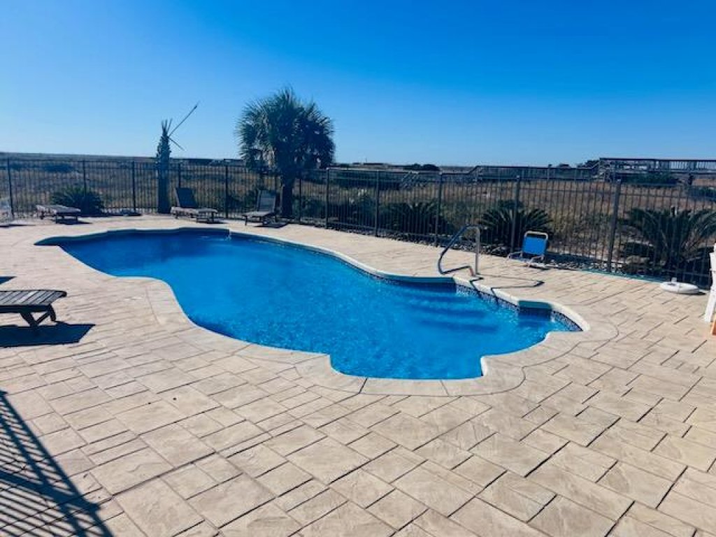 Somewhere South / 1229 Ocean Blvd West Vacation Rental in Holden Beach - RedAwning